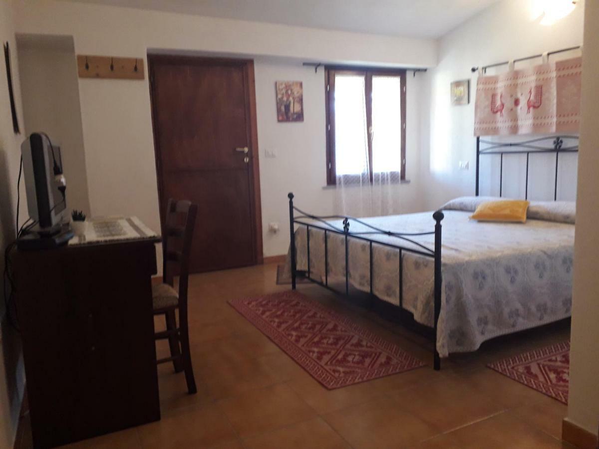 Agriturismo Sa E Padedda Mores 外观 照片